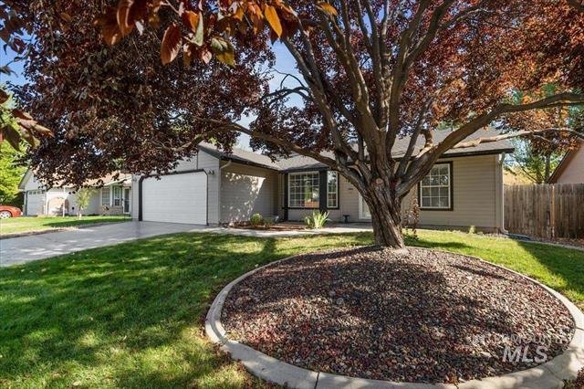 1467 E Oakridge Dr, Boise, ID
